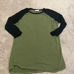 3/$15 3/4 Sleeve Top